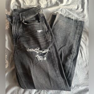 American Eagle High Rise 90s Boyfriends Jeans Size: 6